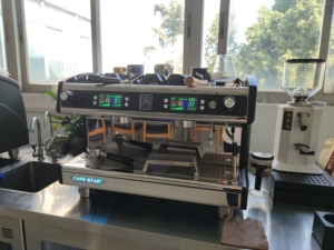 Máquinas de Café Semiautomáticas Comerciales de Dos Cabezas Estilo Italiano con Alta Capacidad - Product Image 2