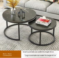 Ensemble de 2 tables basses gigognes rondes en marbre avec structure en acier inoxydable doré, style moderne et luxueux pour salon