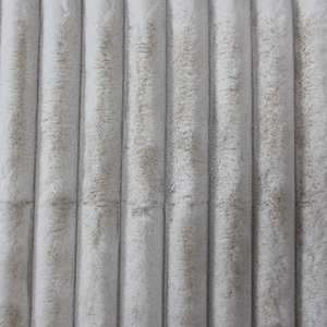 2025 100 Polyester <span class=keywords><strong>peluche</strong></span> tissu multicolore fausse fourrure de lapin Jacquard polaire tissu pour vêtements pour femmes Textile à la maison - Product Image 1