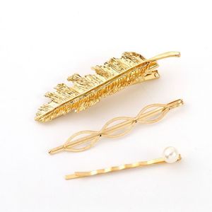 Pinzas para el Cabello con Plumas Doradas y Perlas, Clip Lateral de Aleación, Accesorio para el Cabello de Uso Diario, Hecho en China - Product Image 2