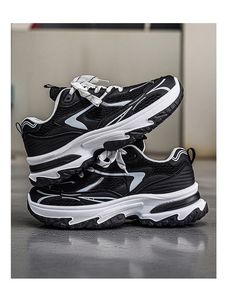Scarpe <span class=keywords><strong>Uomo</strong></span> Donna 2026 Nuove Scarpe Dad Trend Moda Rete Traspirante Comode Suola Spessa Intersuola in PU Suola Esterna in Gomma - Product Image 2
