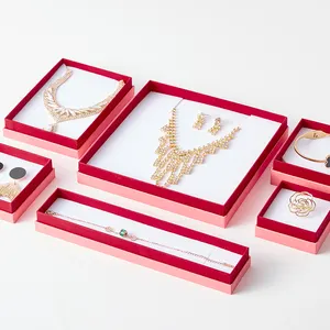 Vente en gros de boîte d'emballage en carton rigide avec logo personnalisé boîte à bagues pour collier de bijoux avec base et couvercle