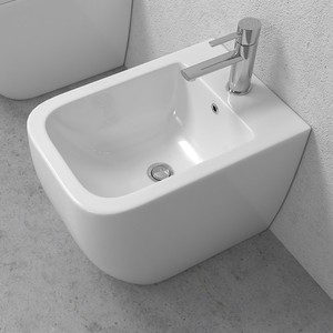 Set Sanitari da Bagno Marie-ST Kamalu Montati a Parete - Product Image 4