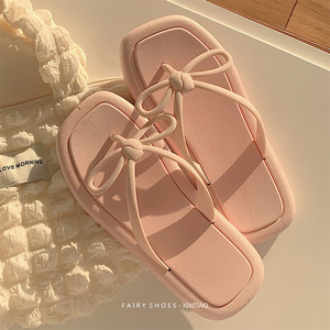 <span class=keywords><strong>Infradito</strong></span> con fiocco con suola morbida moda estiva da donna semplice versione coreana, la studentessa indossa <span class=keywords><strong>sandali</strong></span> da spiaggia con i piedi pizzicati a cuore da ragazza - Product Image 3