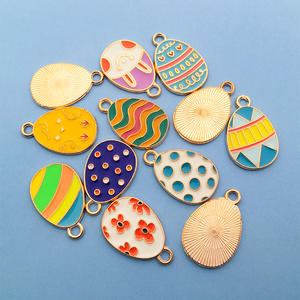 Vente en gros d'oeufs de Pâques pendentifs accessoires de bijoux à bricoler soi-même breloque créative en alliage pour bricolage - Product Image 3