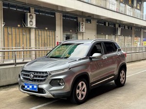 <span class=keywords><strong>Auto</strong></span> Usata Baojun 510 Bianca a Basso <span class=keywords><strong>Prezzo</strong></span>, Modello Manuale, Edizione Lusso 1.5L, <span class=keywords><strong>Auto</strong></span> di Seconda Mano dalla Cina - Product Image 1