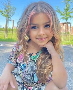 Ensemble 2 pièces pour petites filles : Vêtements de boutique pour enfants motif peau de serpent, short cycliste et tenue pour petites filles - Product Image 2