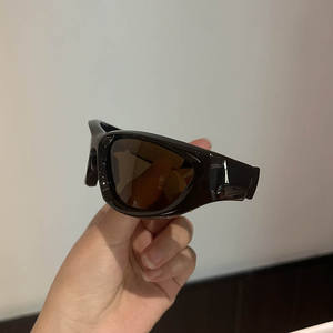 Nuovi occhiali sportivi da uomo alla moda colorati occhiali da sole da donna <span class=keywords><strong>Y2K</strong></span> Online celebrità specchio - Product Image 6