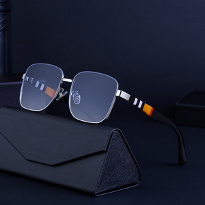 <span class=keywords><strong>Lunettes</strong></span> <span class=keywords><strong>de</strong></span> <span class=keywords><strong>soleil</strong></span> <span class=keywords><strong>tendance</strong></span> Partagas, design personnalisé, logo personnalisé, monture carrée en métal, UV400, pour femmes et hommes - Product Image 1