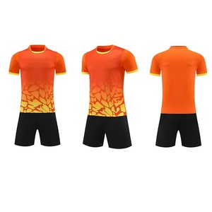 Camisetas de Fútbol Personalizadas con Logotipos para Hombre, 100% Poliéster, Transpirables, de Secado Rápido, Cuello en V, Mangas Cortas, Tejido Elástico, OEM - Product Image 2
