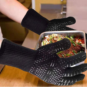 Gants de cuisine en silicone résistants à la chaleur extrême, personnalisés, pour la cuisson au four, au barbecue et au gril - Product Image 4