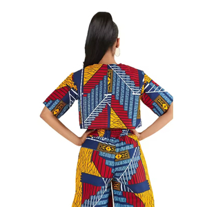 Crop top court dévoilant le ventre, pantalon droit ample, ensemble coloré à manches courtes et col rond, vente en gros directe usine - Product Image 4