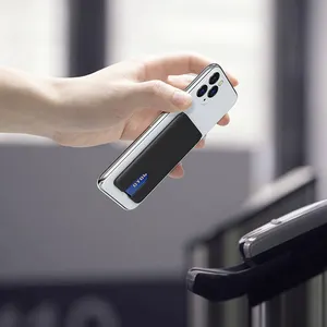 Anti Jatuh Mudah Ditingkatkan Desainer Silikon Pemegang Kartu Telepon Menempel Kasus Saku Belakang Dompet Pemegang Kartu Telepon Kredit