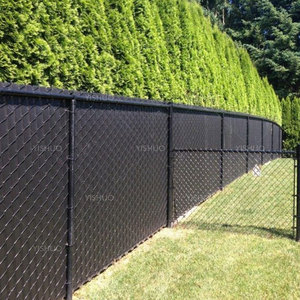 Tuinafscheiding met kettingschakels en UPVC ribbelplaten - Product Image 6