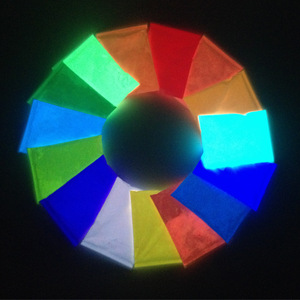 Poudre photoluminescente à longue durée de brillance, prix d'usine, pigment scintillant noctilucent, éclat brillant dans le noir - Product Image 1