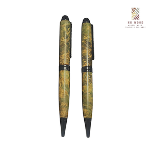 Vente en gros de stylos à bille en bois élégants Sports Premium personnalisés 0.7mm bleu noir rouge encre faite à la main au Vietnam avec un design personnalisé - Product Image 3