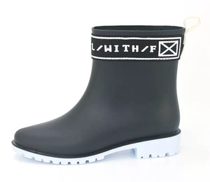 YL160 OEM y ODM personalizado media pantorrilla negro resistente al <span class=keywords><strong>agua</strong></span> <span class=keywords><strong>Botas</strong></span> <span class=keywords><strong>de</strong></span> lluvia <span class=keywords><strong>de</strong></span> las mujeres para las señoras - Product Image 1