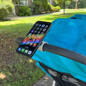 ที่ยึด<span class=keywords><strong>โทรศัพท์</strong></span>แม่เหล็กแบบหนีบ หมุนได้ 360 องศา ใช้งาน<span class=keywords><strong>มือ</strong></span>เดียวได้ ยืดหยุ่น ปลอดภัย สำหรับรถเข็นเด็กและรถเข็นช็อปปิ้ง - Product Image 3