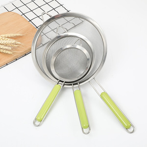 Stainless Steel <b>Mesh</b> <b>Strainer</b> With Plastic Handle For Flour Soy Milk And Bird's Nest 3 Sizes Multifunctional Kitchen Sieve - Product Image 2