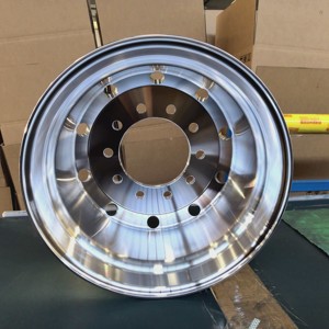 <span class=keywords><strong>Cerchi</strong></span> <span class=keywords><strong>in</strong></span> Alluminio per <span class=keywords><strong>Camion</strong></span> e Autobus da 22,5 Pollici, Resistenti, Finitura Argento - Product Image 5