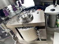 Machine automatique d'étiquettes rotatives autocollantes Opp à colle thermofusible pour bouteilles en verre et plastique, boîtes de conserve