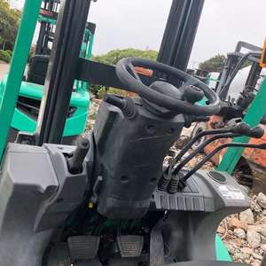 Mitsubishi FD30NT Chariot élévateur à fourche à combustion interne trois mâts original de 3 tonnes bon marché d'occasion - Product Image 6