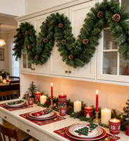 Guirlande de Noël en PVC de longueur personnalisable avec des cônes de pin, guirlande artificielle en aiguilles de pin pour la décoration de Noël à la maison et les fêtes