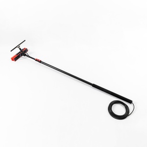 Sistema de limpieza de ventanas Xining de 36 pies/11 metros con cepillo y raspador telescópico de 6 secciones de aleación de aluminio y metal, alimentado por agua, rojo+negro - Product Image 4