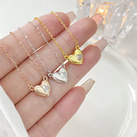 Vente en gros de mode personnalisée en argent 925 haut de gamme plaqué or en forme de cœur avec zircon collier de bijouterie fine pour femmes