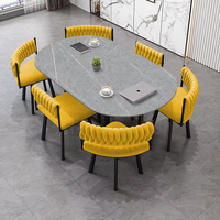 Ensemble de table à manger moderne en pierre frittée pour 6 personnes avec chaises rembourrées en rotin jaune - Meubles de salle à manger écologiques et durables pour la maison
