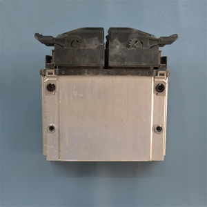 Tablero de computadora de motor K3 de desmontaje de coche de <span class=keywords><strong>segunda</strong></span> <span class=keywords><strong>mano</strong></span> K4 K5 Elantra Sonata Ix25 Ix35 <span class=keywords><strong>Tucson</strong></span> Santa Fe CPGPSH3.26.1 ECU 39100-2M206 - Product Image 4