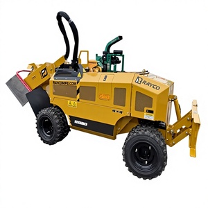 Broyeur de souches 3 points PTO avec 34 dents en carbure (embrayage à glissement pour arbre PTO inclus) pour tracteurs 15-45 CV, pompe à moteur numérique Carlton 7015 - Product Image 1