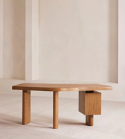 Bureau de direction moderne en bois de noyer avec tiroirs pour ordinateur, idéal pour l'écriture et l'étude
