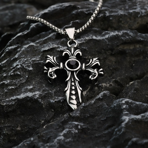 Collar de Hombre con Colgante de Cruz de Acero Inoxidable con Incrustaciones de Piedras Preciosas Negras, Diseño Asimétrico, Joyería de Regalo - Product Image 1