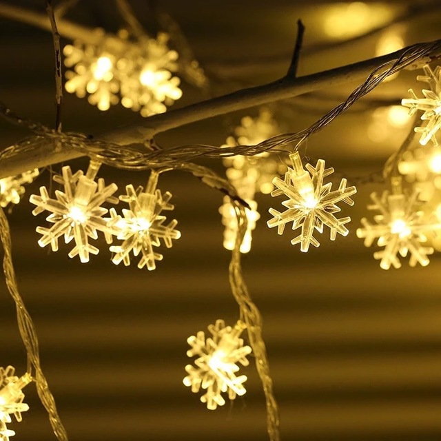 Holiday decorative LED Battery Powered USB Waterproof Snowflake String Lights for Christmas