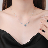 Collier pendentif en diamant Moissanite 1 carat en argent sterling S925 avec ailes d'ange Accessoire transfrontalier