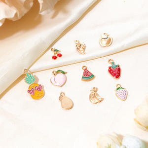 Liontin Seri Buah Manis WEGOODZF dengan Penjepit Lobster, Lapisan Emas, Paduan Seng, untuk DIY Kalung, Anting, Gantungan Sepatu, Dekorasi - Product Image 4