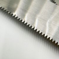 Scie à main pliante 4-en-1 en acier à haute teneur en carbone 65Mn avec manche en bois et dents multiples pour la taille des arbres de jardin, la coupe du bois, du PVC, du plastique et les travaux de bricolage