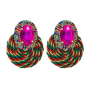 Boucles <span class=keywords><strong>d</strong></span>'oreilles tissées en <span class=keywords><strong>strass</strong></span> pour femmes, style européen, vintage, imposantes et audacieuses - Product Image 6