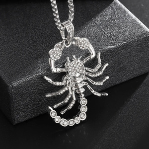 Bijoux en métal sertis de diamants rétro et tendance, collier personnalisé en forme de <span class=keywords><strong>scorpion</strong></span> serti en trois dimensions, vente chaude - Product Image 6