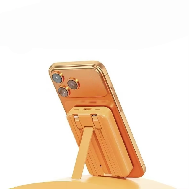 Phone Stand Mini Power Bank Fast Charge 10000mAh Wireless Magnetic Portable Built-in Cables Power Bank 15W Wireless Power Bank