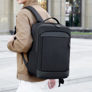 Sacs à dos pour ordinateur portable au design professionnel élégant avec port USB, fabriqués en Chine, personnalisables - Product Image 4