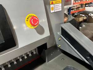 Machine de coupe-papier hydraulique Machine de découpe de papier automatique FRONT H520TV7 520mm Coupe-papier - Product Image 3