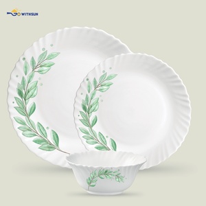 Set da Pranzo in Vetro Opale Bianco da 18 Pezzi con Decalcomania Floreale Personalizzata, Stoviglie in Vetro Opale <span class=keywords><strong>Arcopal</strong></span>, <span class=keywords><strong>Piatti</strong></span> e Ciotole da 10,5'' - Product Image 4