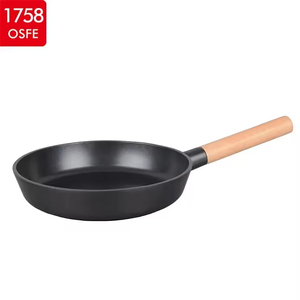 Poêle à oeufs à induction en aluminium moulé sous pression avec manche en bois - Product Image 1