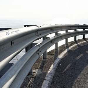 حاجز أمان معدني مجلفن ساخن على شكل حرف W، حاجز تصادم عاكس من الدرجة الماسية للطرق السريعة، معتمد من CE، من المصنع - Product Image 3