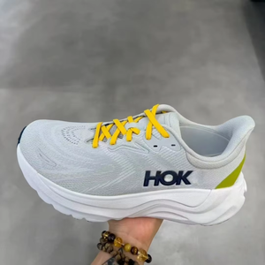 Chaussures de course HOKAS 2026 pour hommes en fibre de carbone, nouvelles chaussures de sport légères, chaussures de marche de luxe haut de gamme pour femmes - Product Image 1
