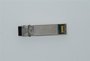 Transceptor Finisar FTLF8536P5BCL 25GBASE-SR 100m SFP28 MMF con Conector LC para Centro de Datos, Nube e IT - Product Image 4