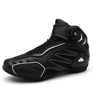<span class=keywords><strong>Scarpe</strong></span> traspiranti antiscivolo fuoristrada di grandi dimensioni <span class=keywords><strong>scarpe</strong></span> <span class=keywords><strong>da</strong></span> ciclismo moto <span class=keywords><strong>da</strong></span> <span class=keywords><strong>corsa</strong></span> - Product Image 3