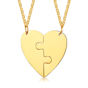 Collier demi-cœur en acier inoxydable plaqué or 18 carats, anti-ternissement, à graver, pour couples et meilleurs amis - Product Image 2